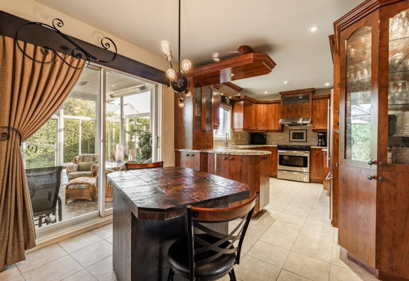 6098 Rue des Sizerins Laval (Sainte-Rose) (Laval)