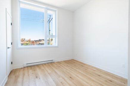 7448 Av. De Chateaubriand #B Montréal (Villeray/Saint-Michel/Parc-Extension) (Montréal)