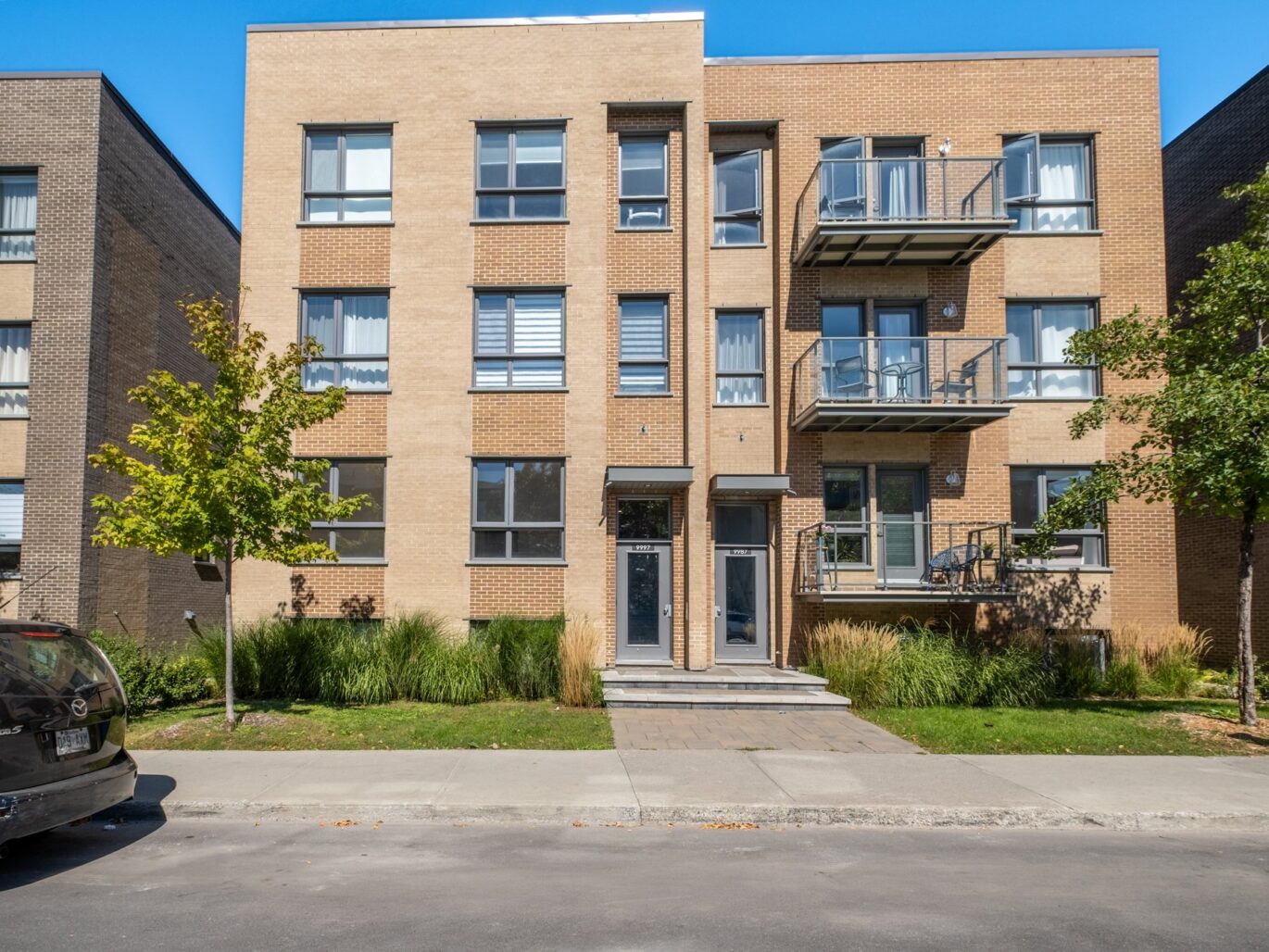 9997 Boul. St-Laurent #3 Montréal (Ahuntsic-Cartierville) (Montréal)