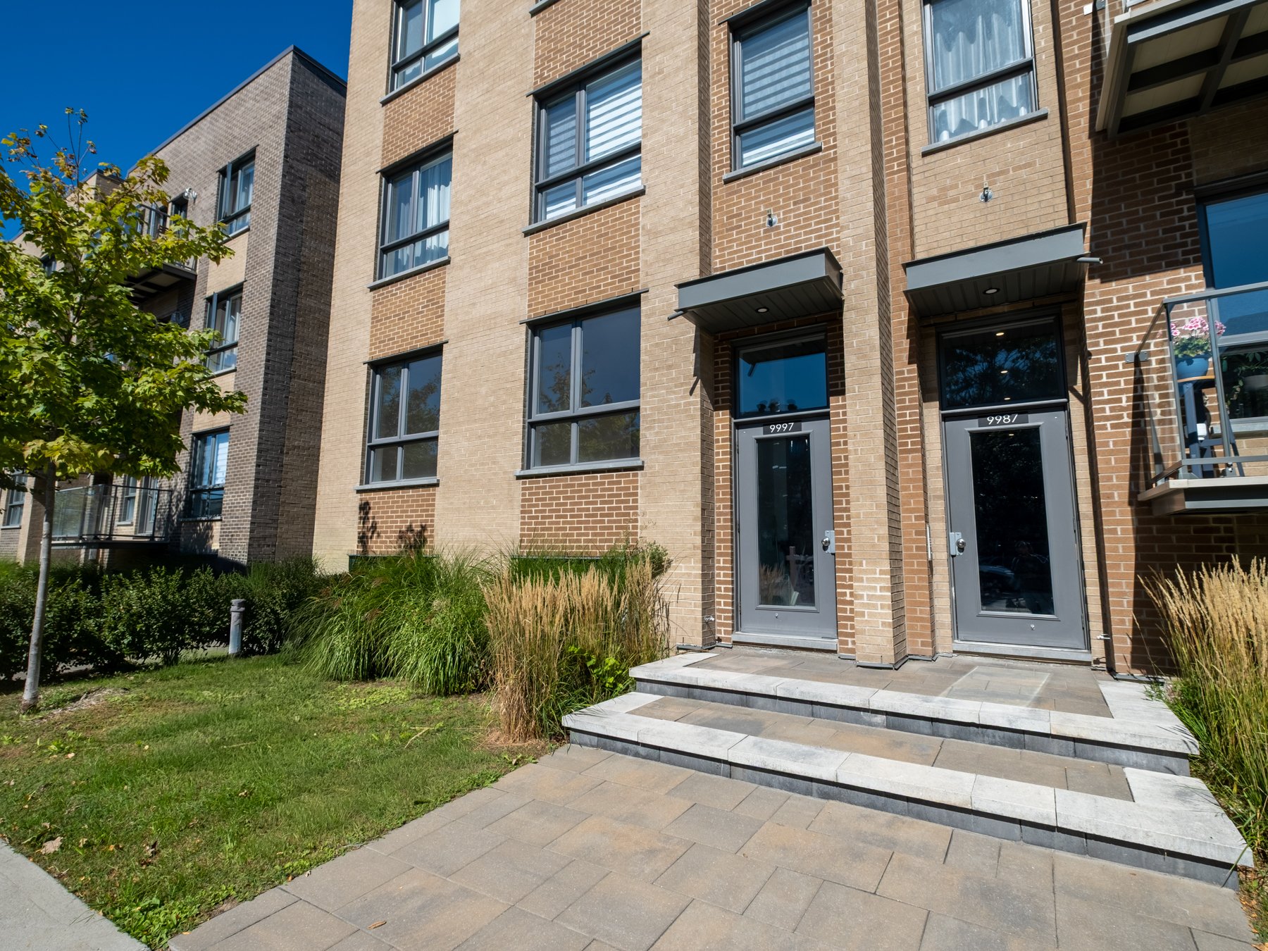 9997 Boul. St-Laurent #3 Montréal (Ahuntsic-Cartierville) (Montréal) — photo 2