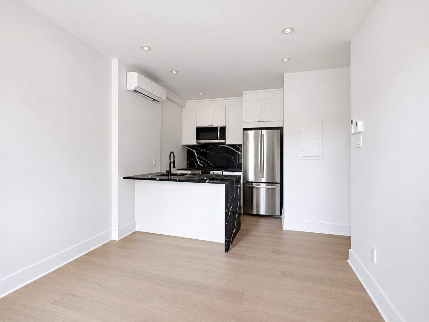 4900 Ch. de la Côte-des-Neiges #18 Montréal (Côte-des-Neiges/Notre-Dame-de-Grâce) (Montréal)