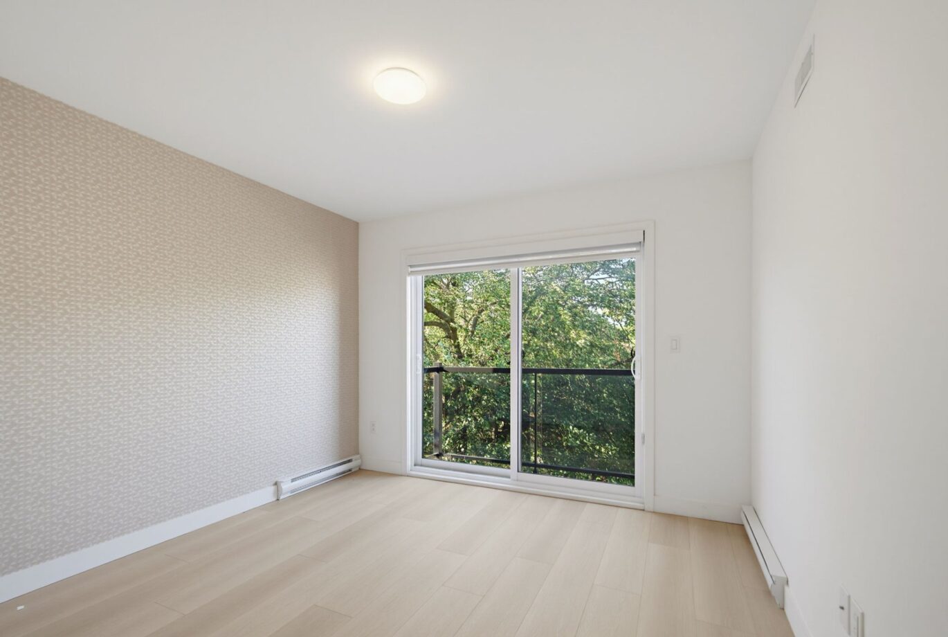 5350 Av. Victoria #201 Montréal (Côte-des-Neiges/Notre-Dame-de-Grâce) (Montréal)