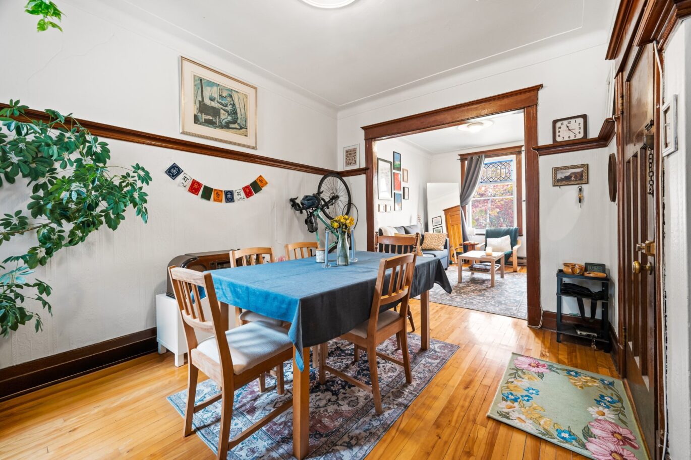 4098 – 4100 Rue St-Hubert Montréal (Le Plateau-Mont-Royal) (Montréal)