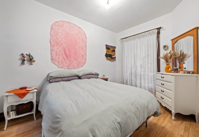 4098 – 4100 Rue St-Hubert Montréal (Le Plateau-Mont-Royal) (Montréal)