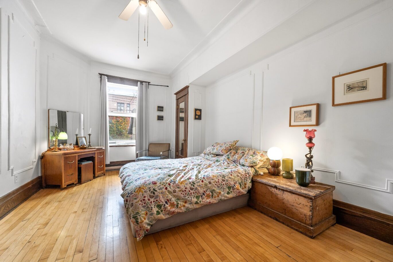 4098 – 4100 Rue St-Hubert Montréal (Le Plateau-Mont-Royal) (Montréal)