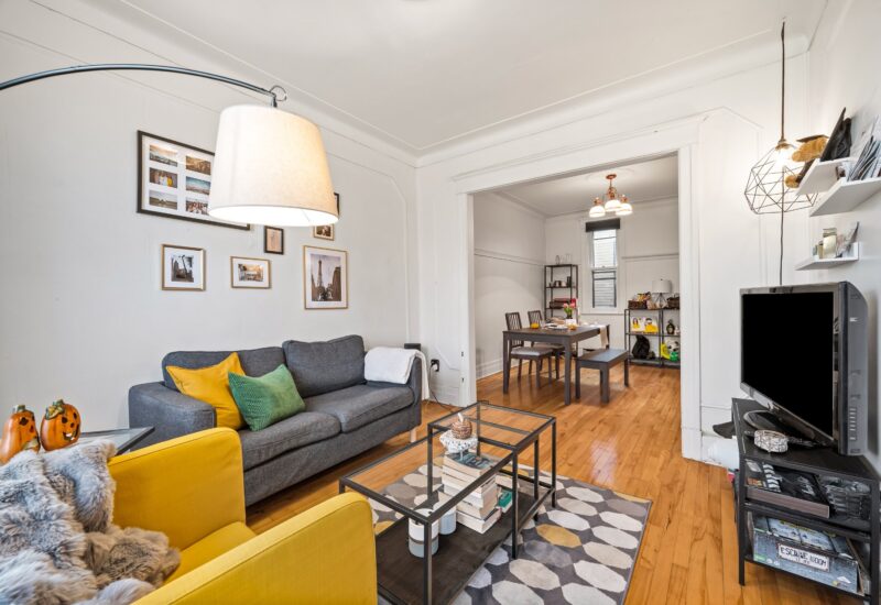 4098 – 4100 Rue St-Hubert Montréal (Le Plateau-Mont-Royal) (Montréal)