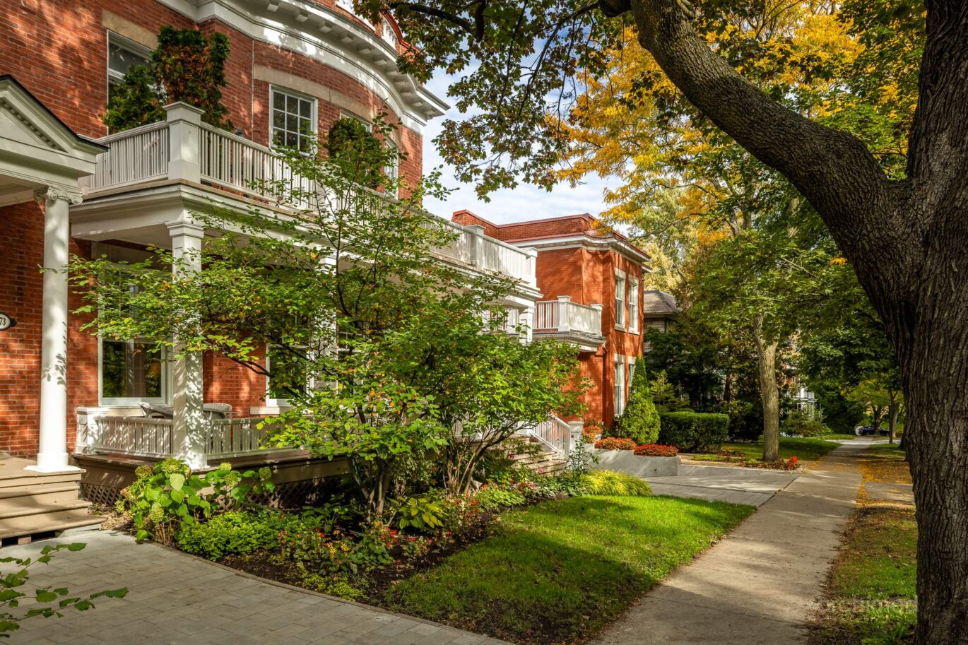 1071 Boul. Mont-Royal Montréal (Outremont) (Montréal)