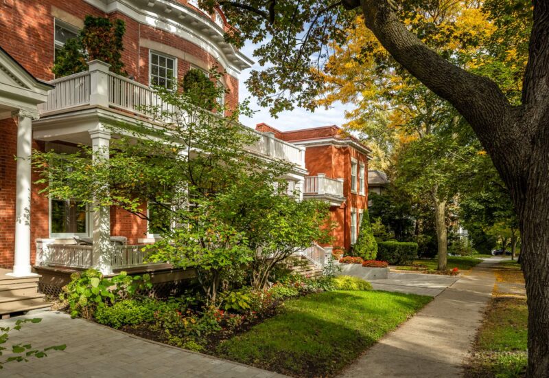 1071 Boul. Mont-Royal Montréal (Outremont) (Montréal)
