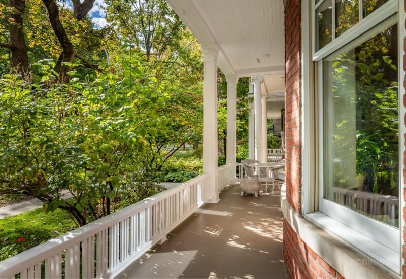 1071 Boul. Mont-Royal Montréal (Outremont) (Montréal)