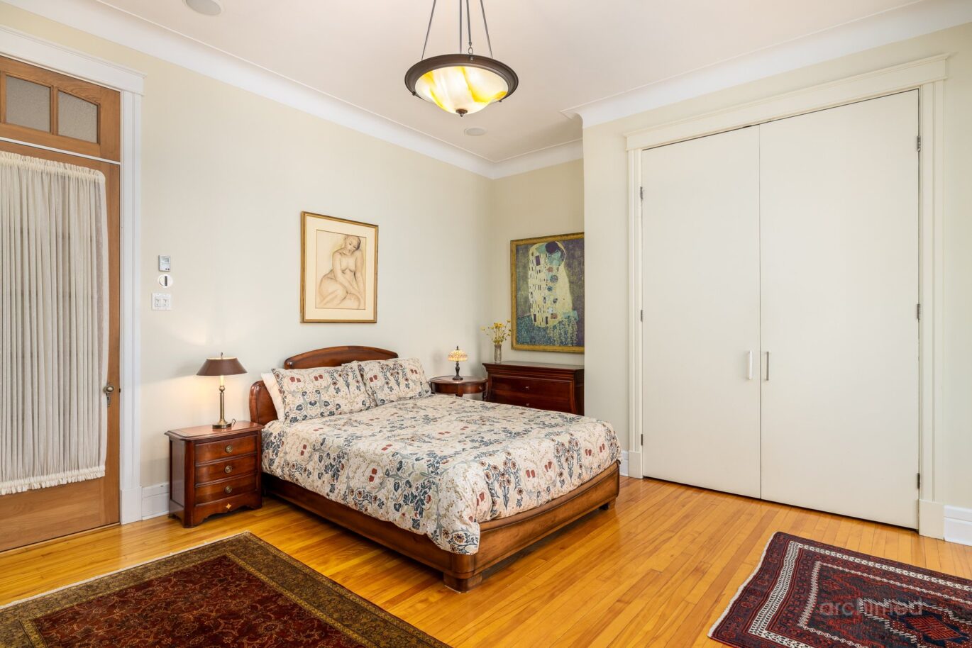 1071 Boul. Mont-Royal Montréal (Outremont) (Montréal)