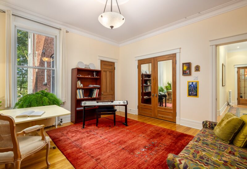 1071 Boul. Mont-Royal Montréal (Outremont) (Montréal)