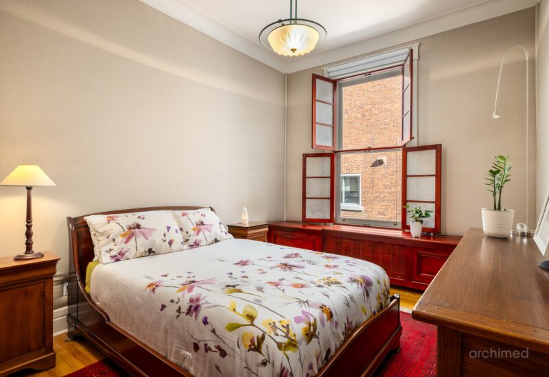 1071 Boul. Mont-Royal Montréal (Outremont) (Montréal)