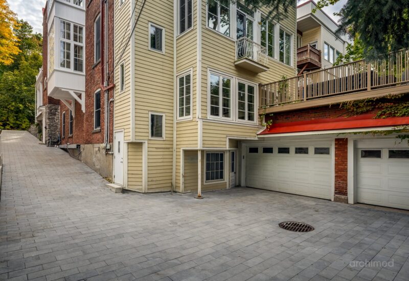 1071 Boul. Mont-Royal Montréal (Outremont) (Montréal)