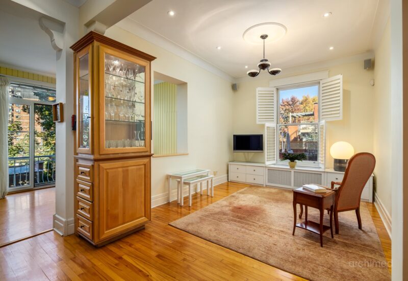 1071 Boul. Mont-Royal Montréal (Outremont) (Montréal)