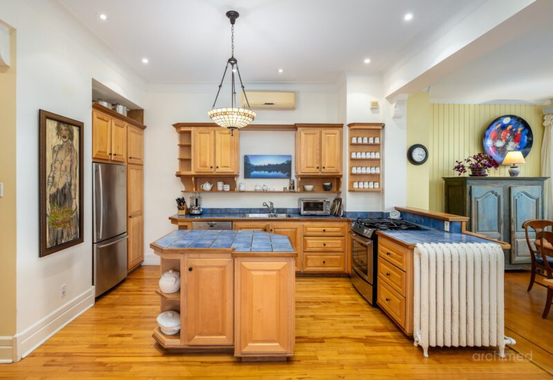 1071 Boul. Mont-Royal Montréal (Outremont) (Montréal)