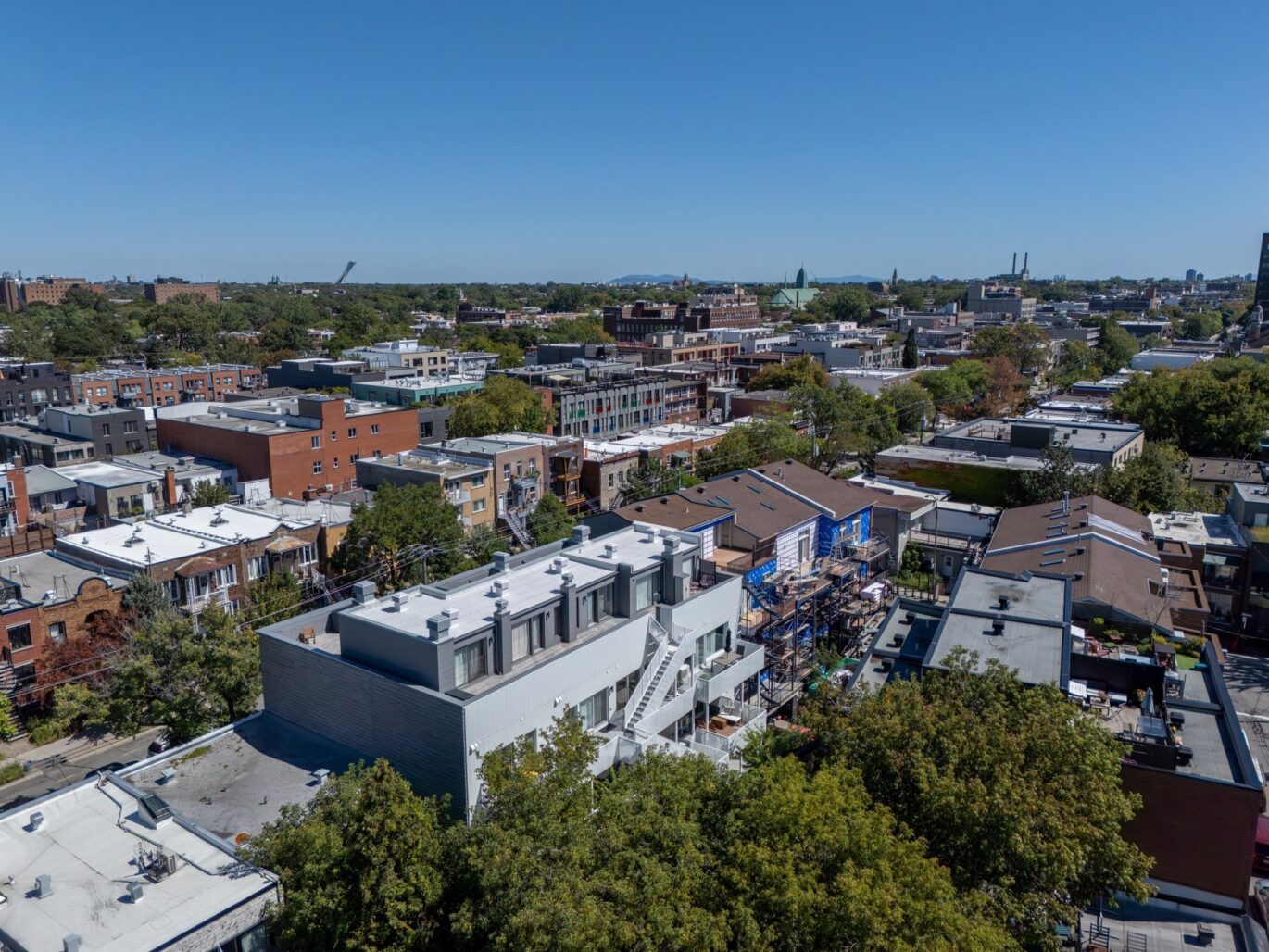 7448 Av. De Chateaubriand #B Montréal (Villeray/Saint-Michel/Parc-Extension) (Montréal)