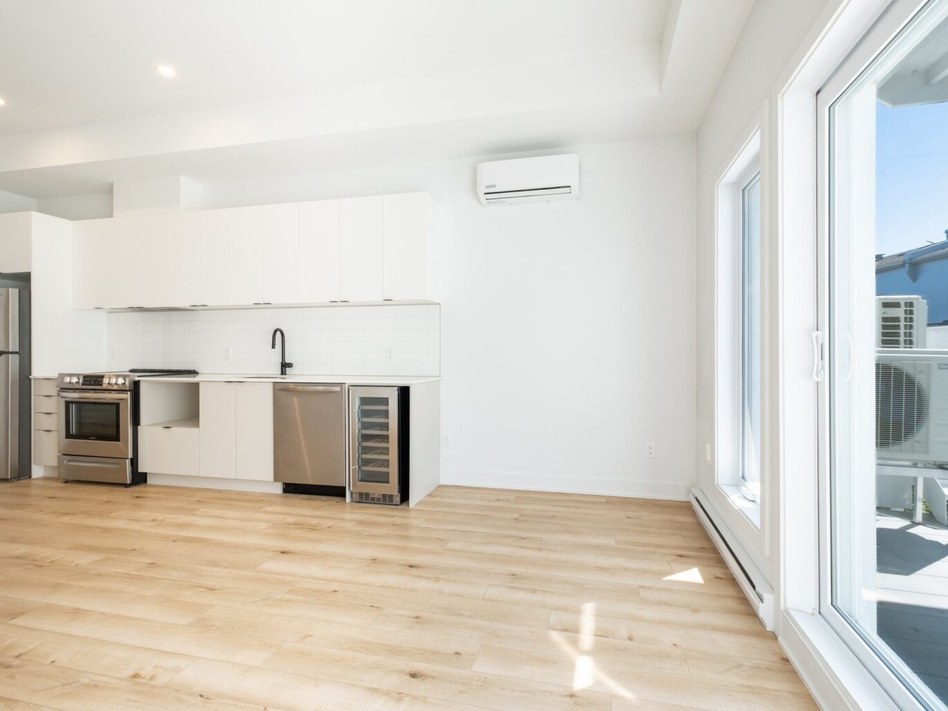 7448 Av. De Chateaubriand #B Montréal (Villeray/Saint-Michel/Parc-Extension) (Montréal)