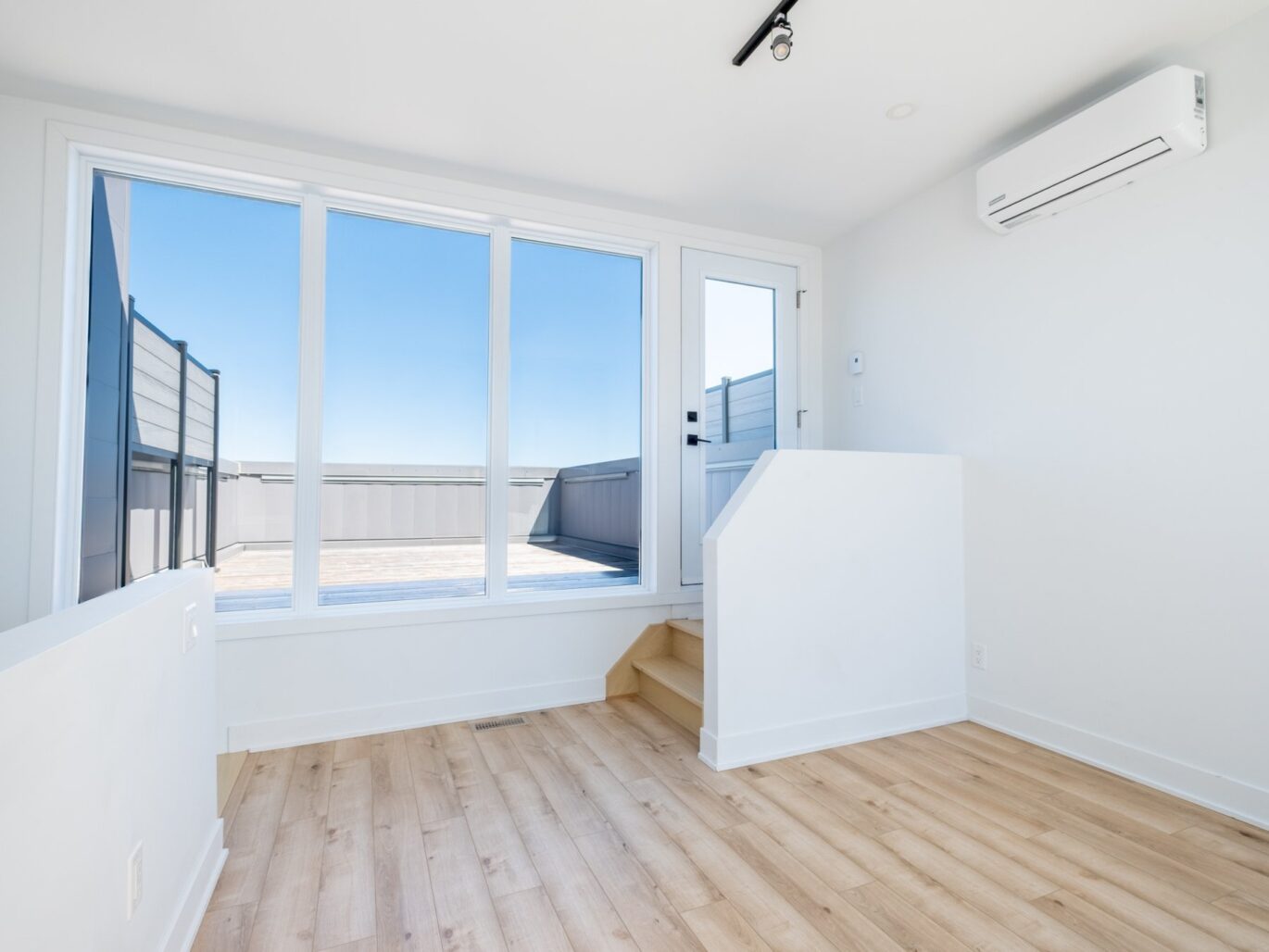 7448 Av. De Chateaubriand #B Montréal (Villeray/Saint-Michel/Parc-Extension) (Montréal)