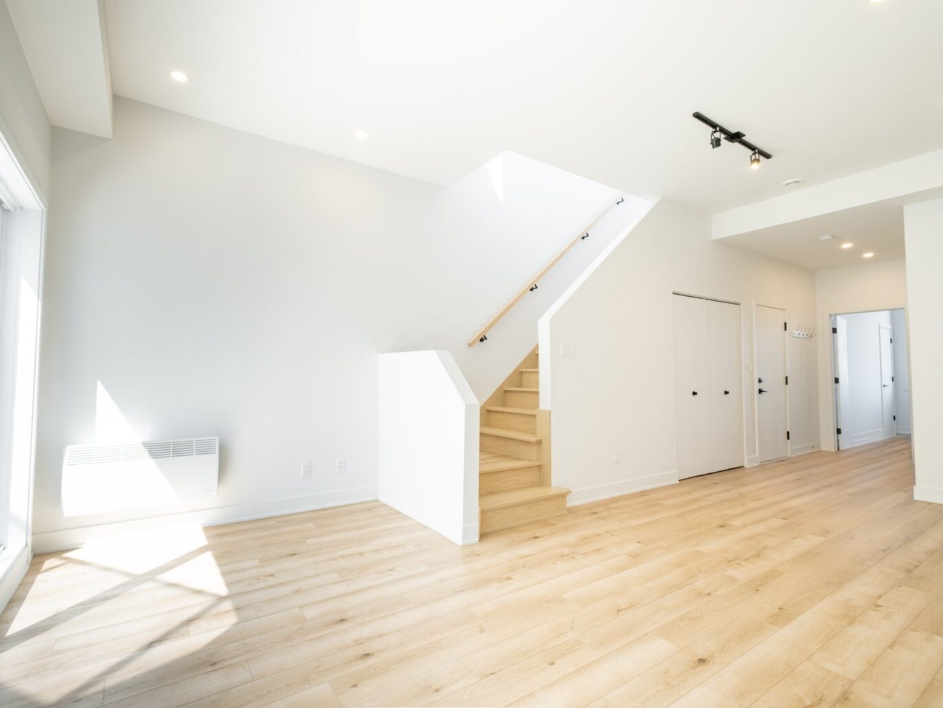 7448 Av. De Chateaubriand #B Montréal (Villeray/Saint-Michel/Parc-Extension) (Montréal)