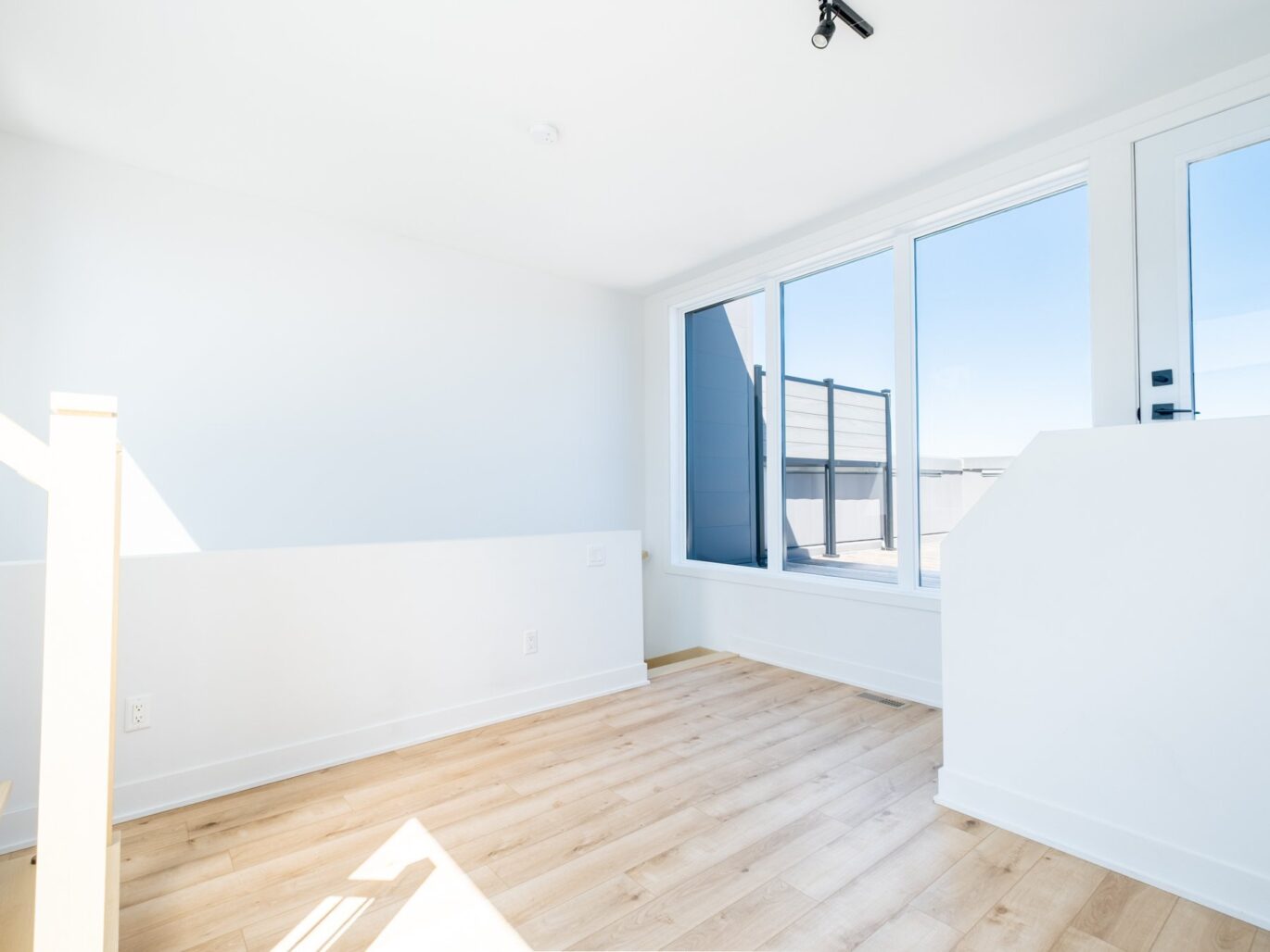 7448 Av. De Chateaubriand #B Montréal (Villeray/Saint-Michel/Parc-Extension) (Montréal)