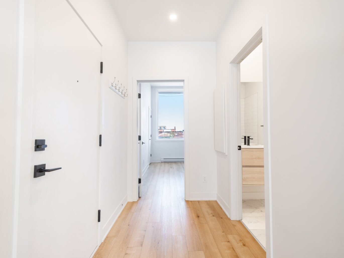 7448 Av. De Chateaubriand #B Montréal (Villeray/Saint-Michel/Parc-Extension) (Montréal)