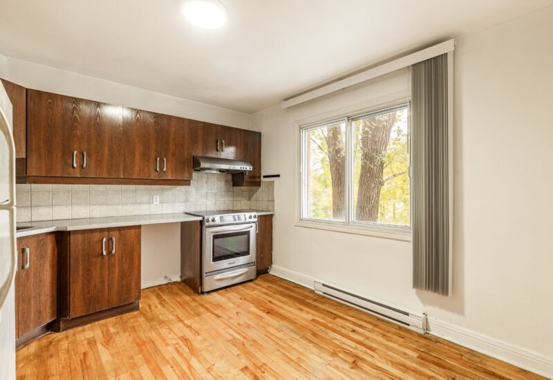 6492 Av. McLynn Montréal (Côte-des-Neiges/Notre-Dame-de-Grâce) (Montréal)
