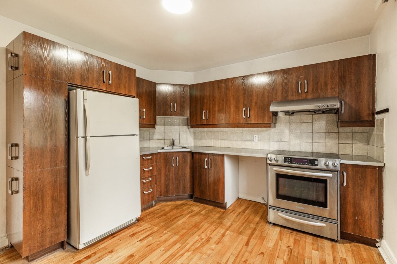 6492 Av. McLynn Montréal (Côte-des-Neiges/Notre-Dame-de-Grâce) (Montréal)