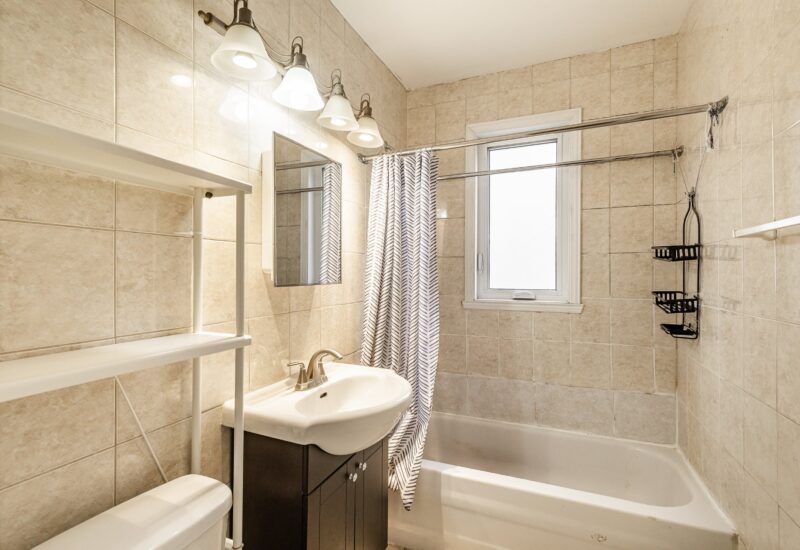 6492 Av. McLynn Montréal (Côte-des-Neiges/Notre-Dame-de-Grâce) (Montréal)