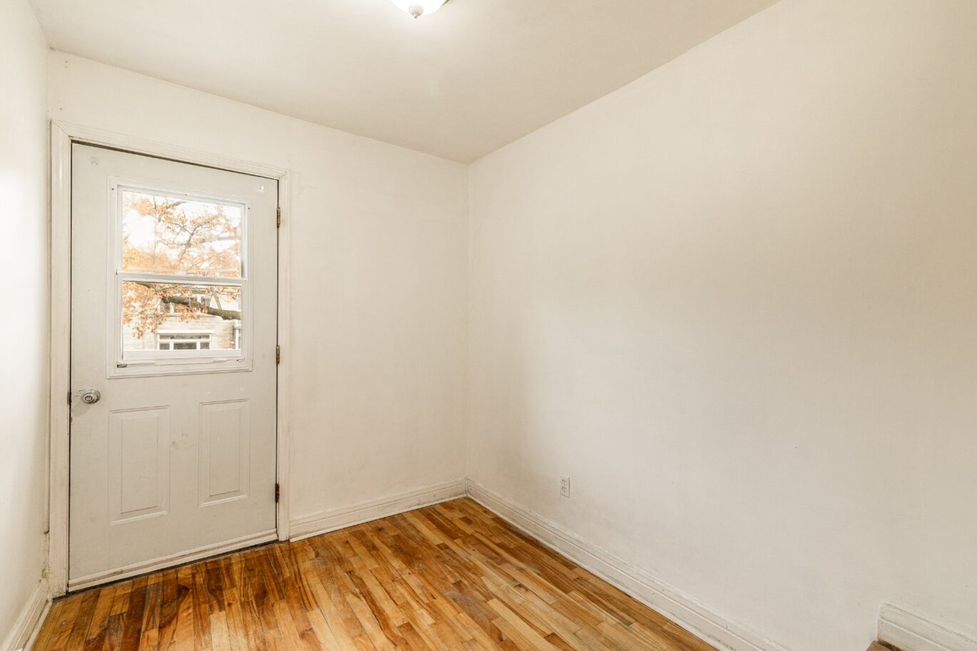6492 Av. McLynn Montréal (Côte-des-Neiges/Notre-Dame-de-Grâce) (Montréal)