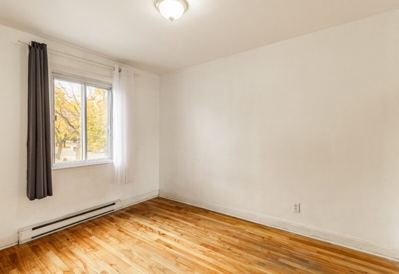 6492 Av. McLynn Montréal (Côte-des-Neiges/Notre-Dame-de-Grâce) (Montréal)