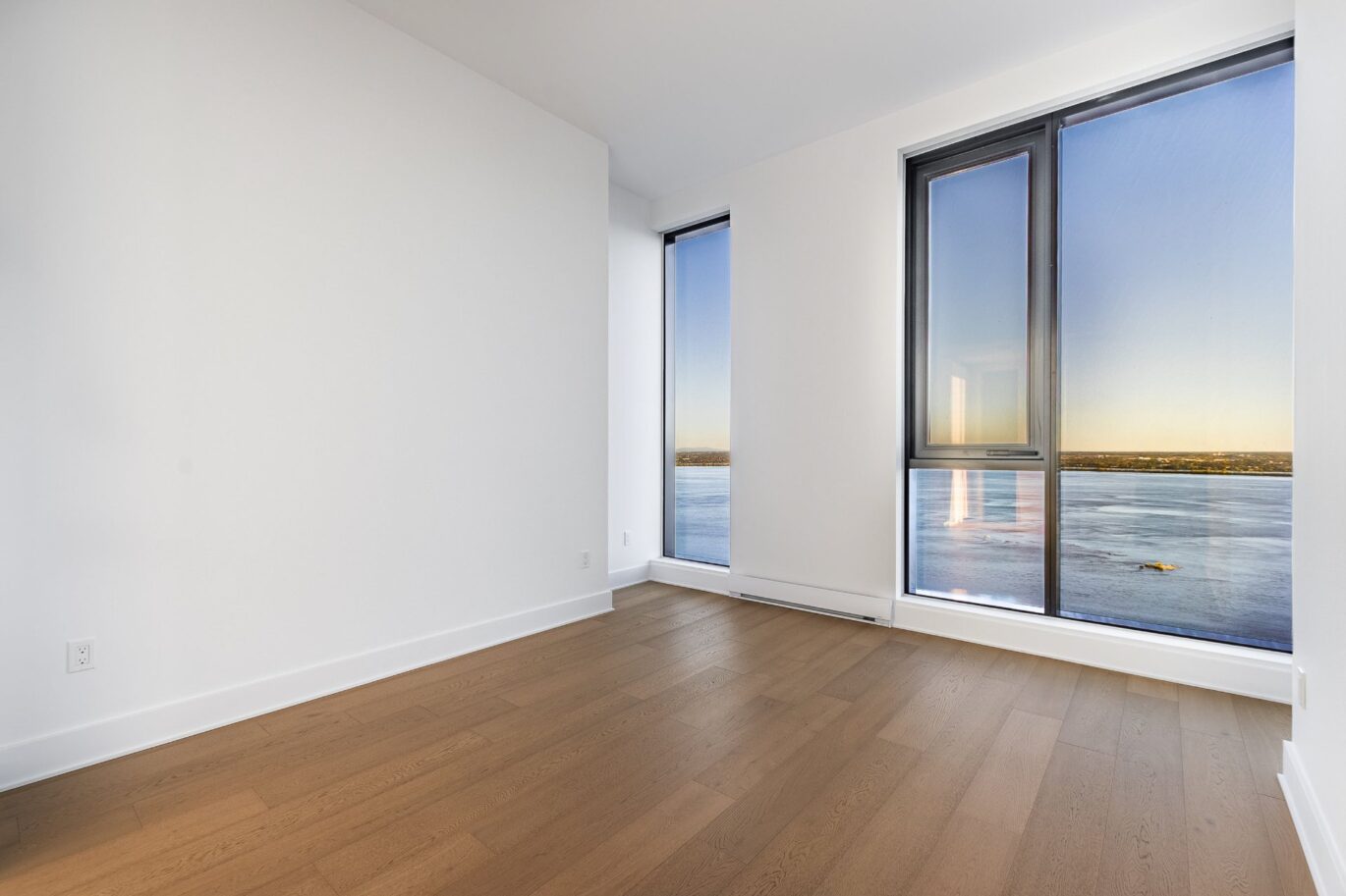 1000 Rue André-Prévost #4102 Montréal (Verdun/Île-des-Sœurs) (Montréal)