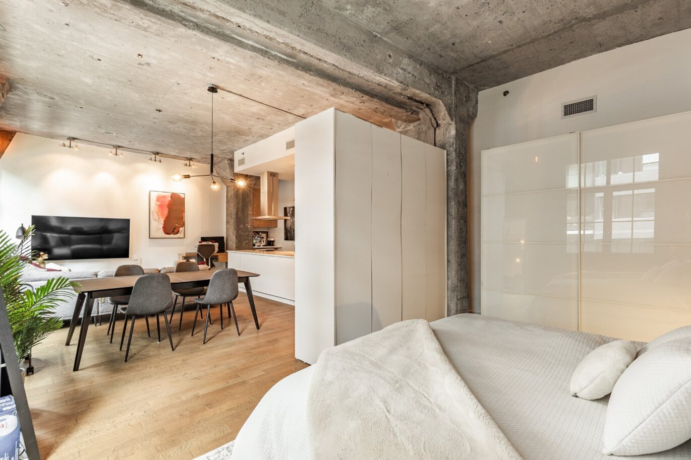 1070 Rue De Bleury #408 Montréal (Ville-Marie) (Montréal)