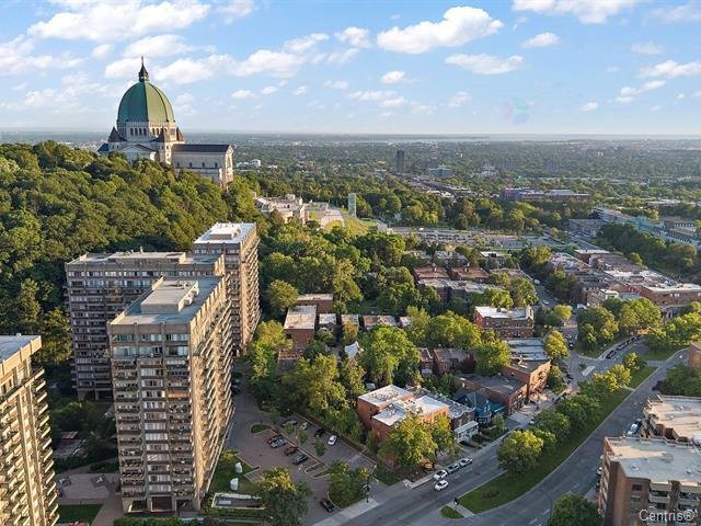 4900 Ch. de la Côte-des-Neiges #1 Montréal (Côte-des-Neiges/Notre-Dame-de-Grâce) (Montréal)