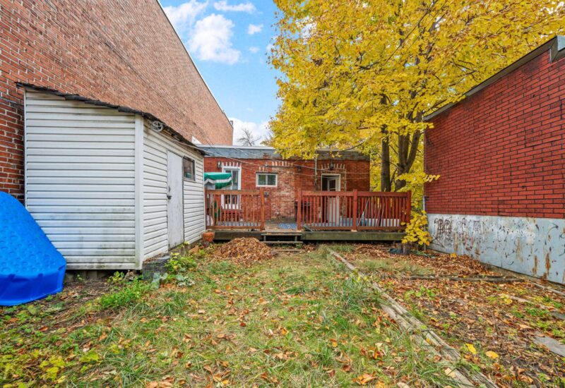 7233 Av. Wiseman Montréal (Villeray/Saint-Michel/Parc-Extension) (Montréal)