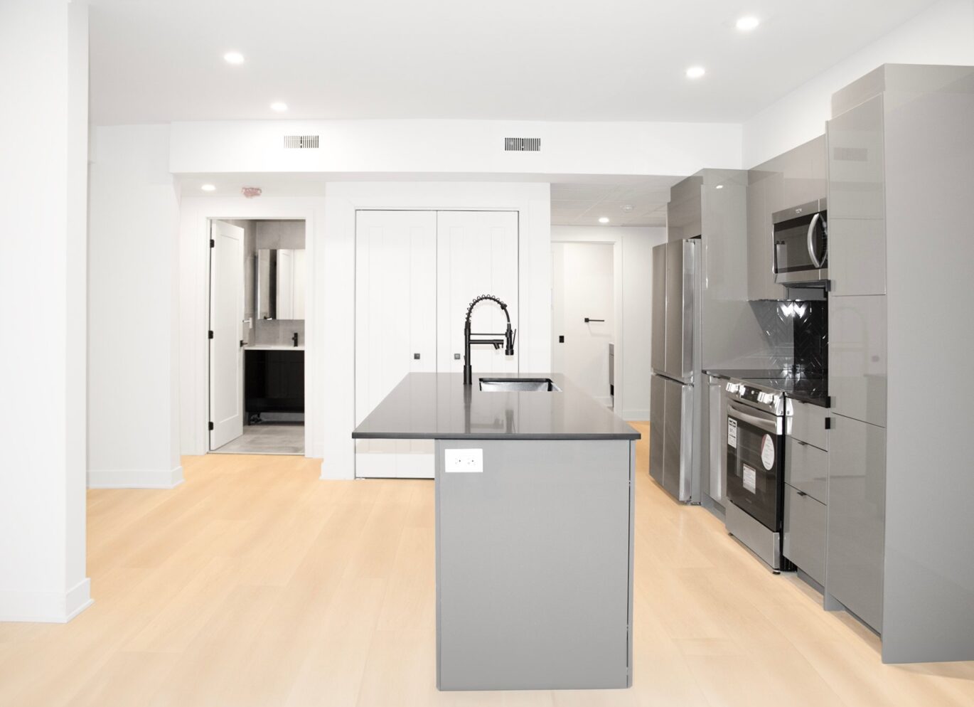 5350 Av. Victoria #103A Montréal (Côte-des-Neiges/Notre-Dame-de-Grâce) (Montréal)