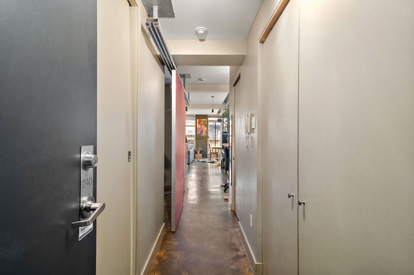 2354 Av. Letourneux #240 Montréal (Mercier/Hochelaga-Maisonneuve) (Montréal)