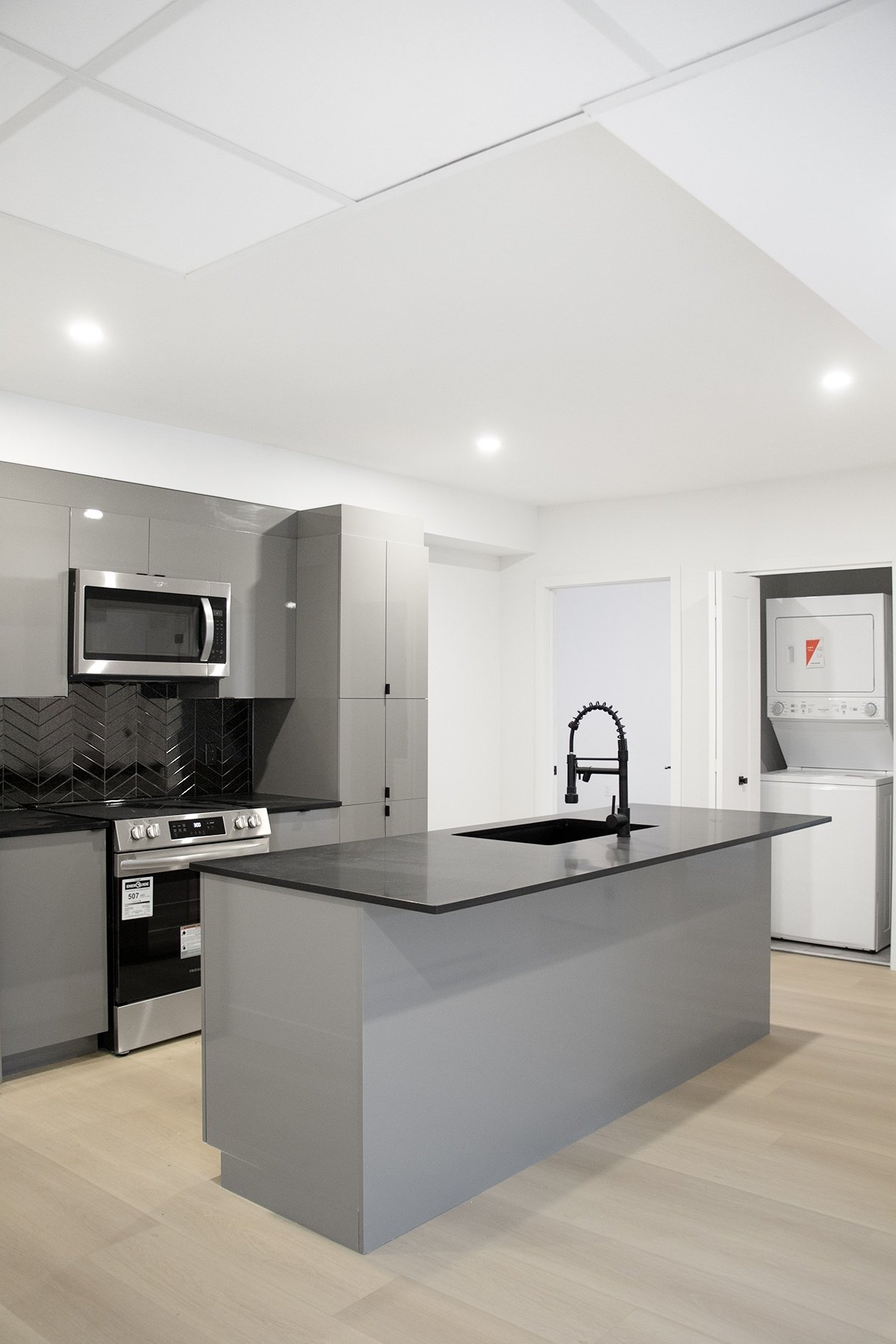 5350 Av. Victoria #201 Montréal (Côte-des-Neiges/Notre-Dame-de-Grâce) (Montréal)