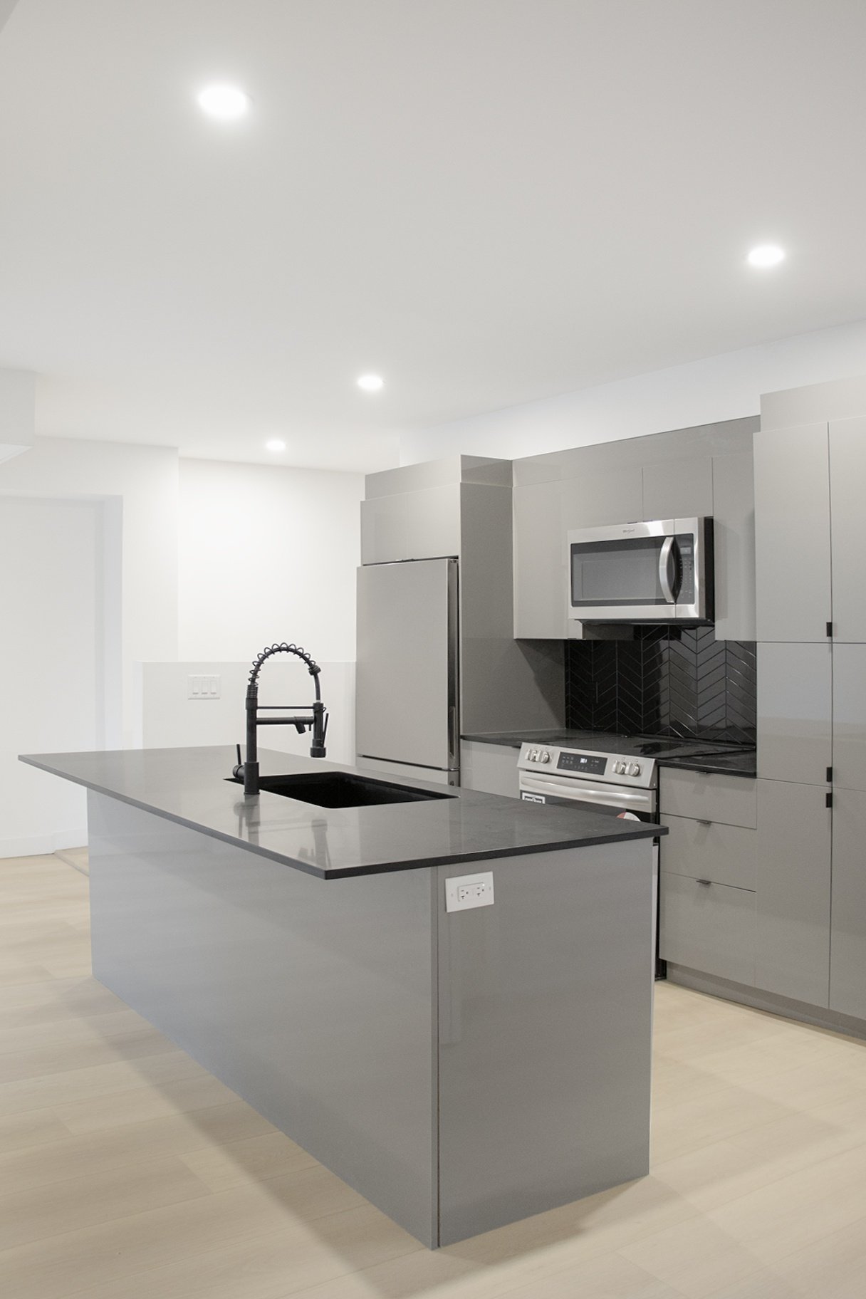 5350 Av. Victoria #201 Montréal (Côte-des-Neiges/Notre-Dame-de-Grâce) (Montréal)