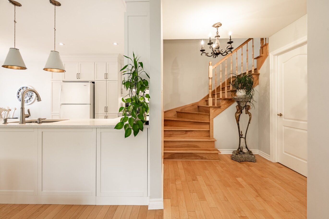 54 Rue Principale #A Saint-Sauveur (Laurentides)
