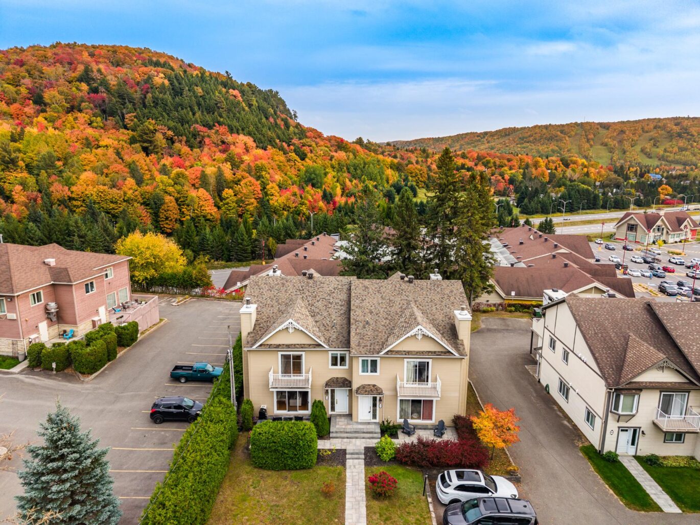 54 Rue Principale #A Saint-Sauveur (Laurentides)